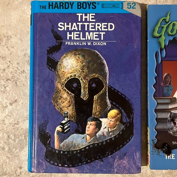 Two Paperback Chapter Books for Kids - Picture 2 of 12